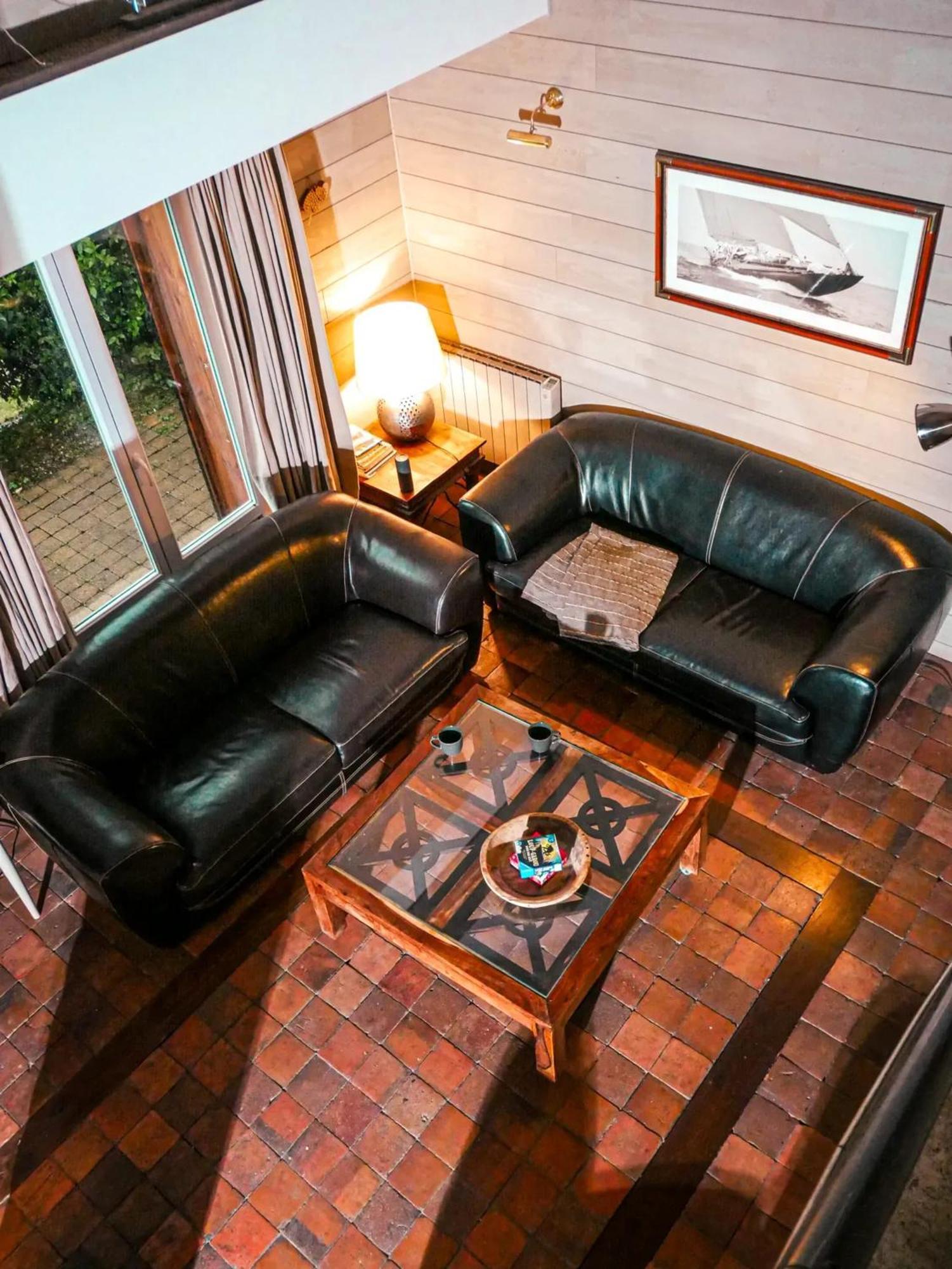 Chalet Chaleureux A Marigny-L'Eglise Avec Vue Sur Lac Et Montagne 外观 照片