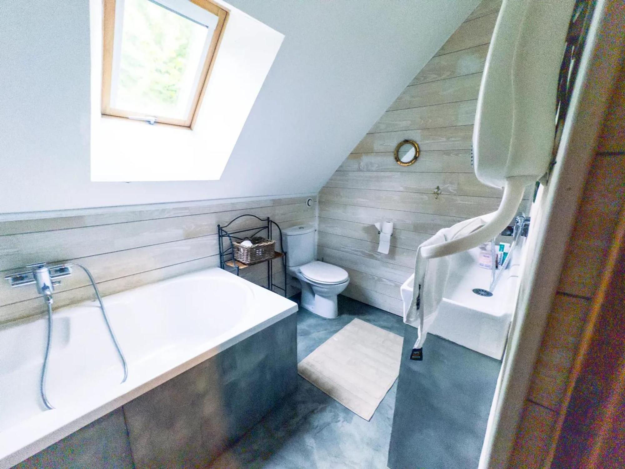 Chalet Chaleureux A Marigny-L'Eglise Avec Vue Sur Lac Et Montagne 外观 照片